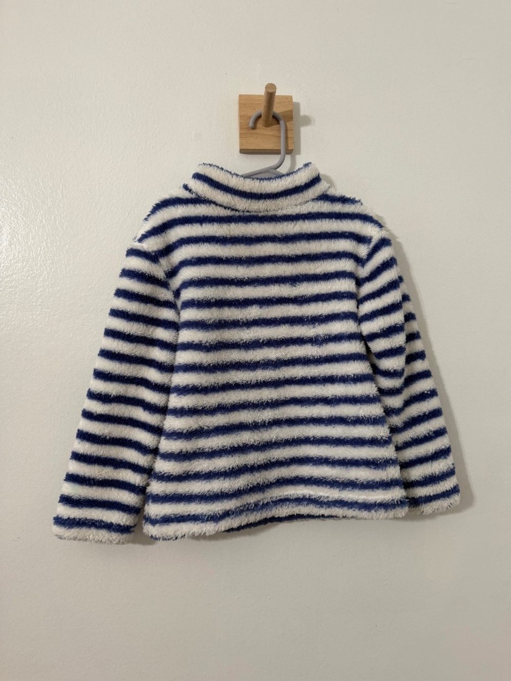 Mini Boden Marshmallow Fleece Pullover Fuzzy Blue White Stripes Mock Neck 5-6 Yr